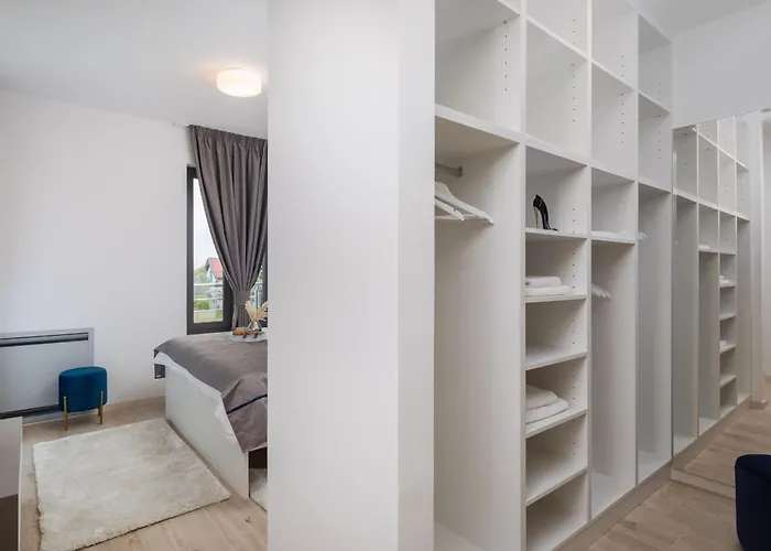 Tina Zadar * Privlaka (Zadar)