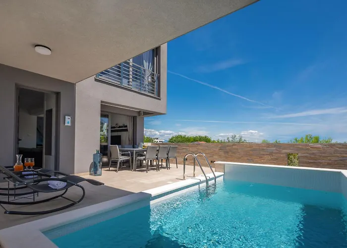 Tina Zadar Villa