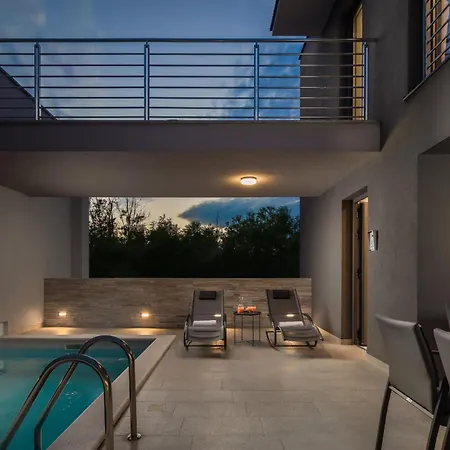 Tina Zadar Βίλα
